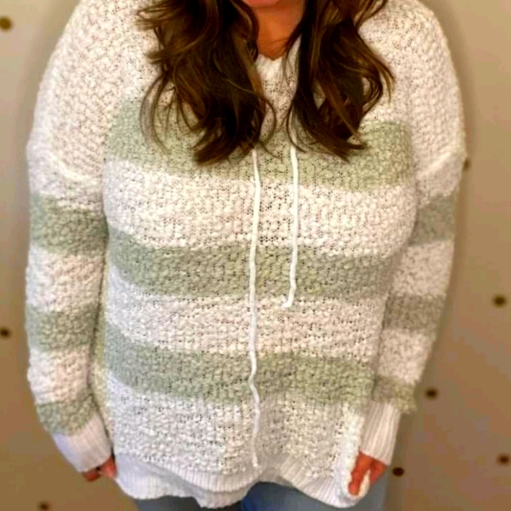 Reborn J popcorn sweater